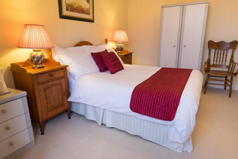 דונון The Cedars Guest House מראה חיצוני תמונה